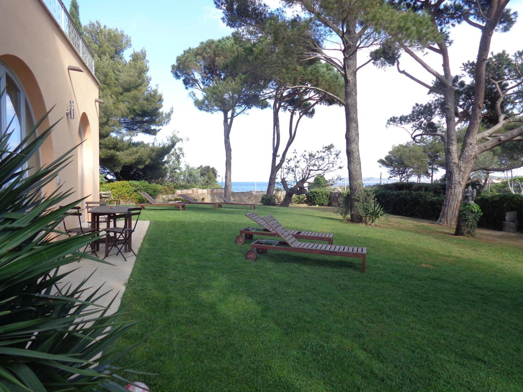 Angelina Front Apartment Grimaud