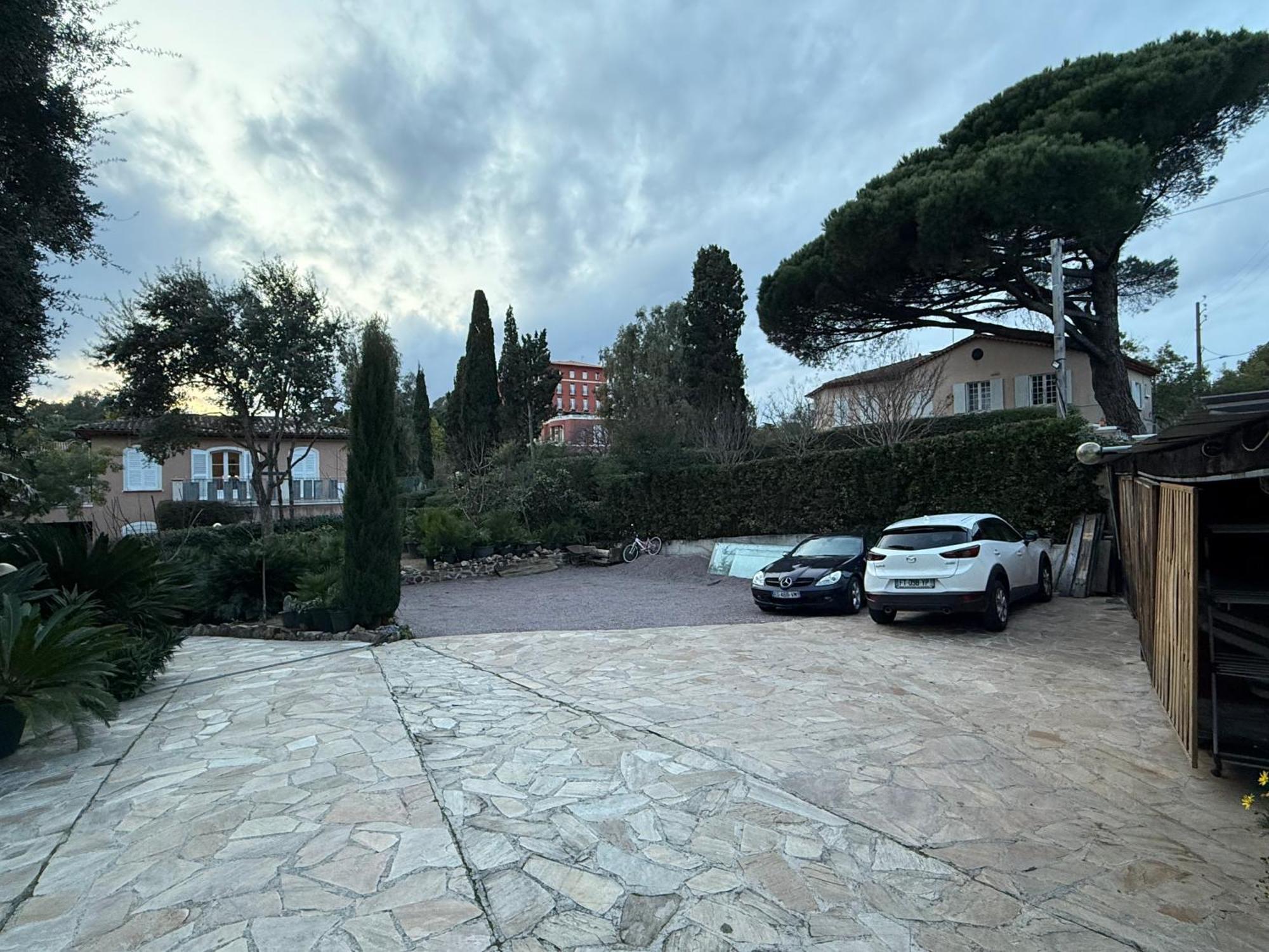 Angelina Front Appartement